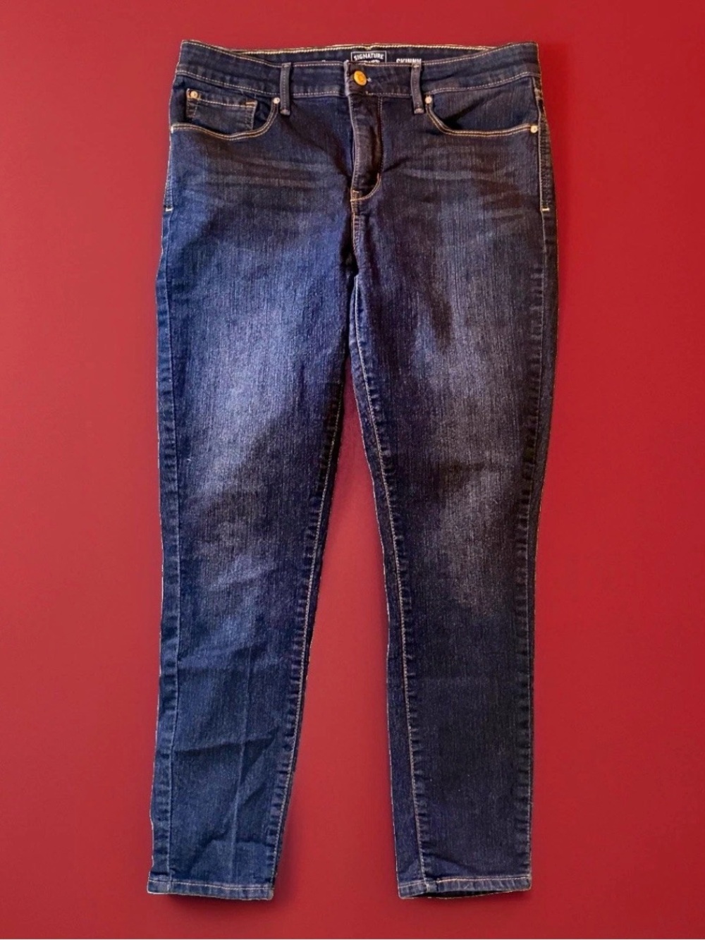 Signature by Levi Strauss Women’s Totally Shaping Skinny Dark Wash Jeans 14S